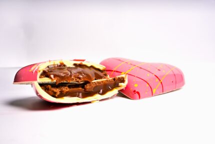 Inima roz ciocolata lapte caramel - 200 g